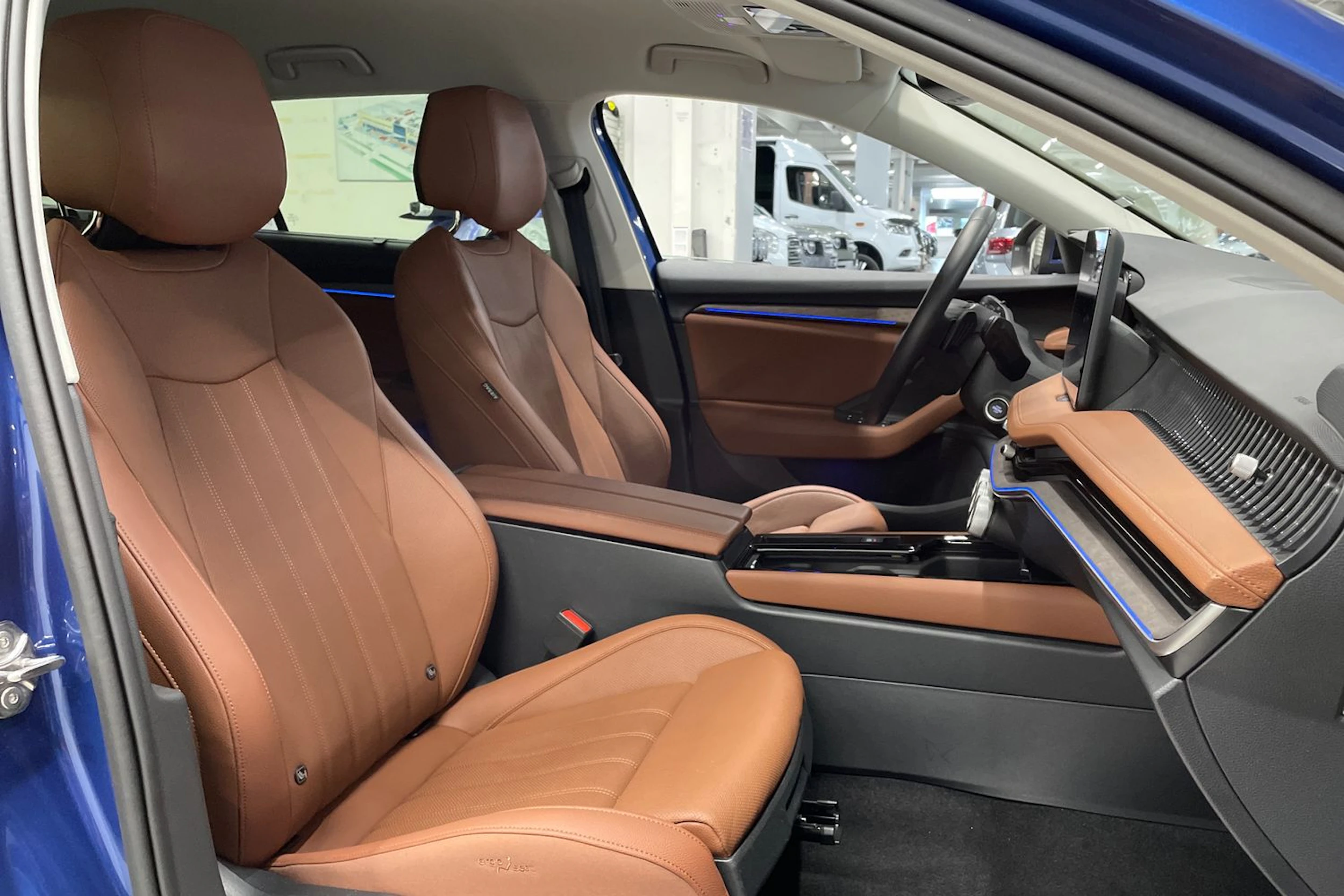 sininen Skoda Superb 2025 kuva 36.