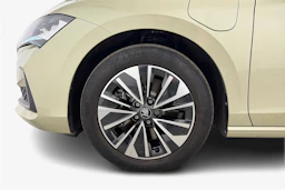 beige Skoda Superb 2025 kuva 9.