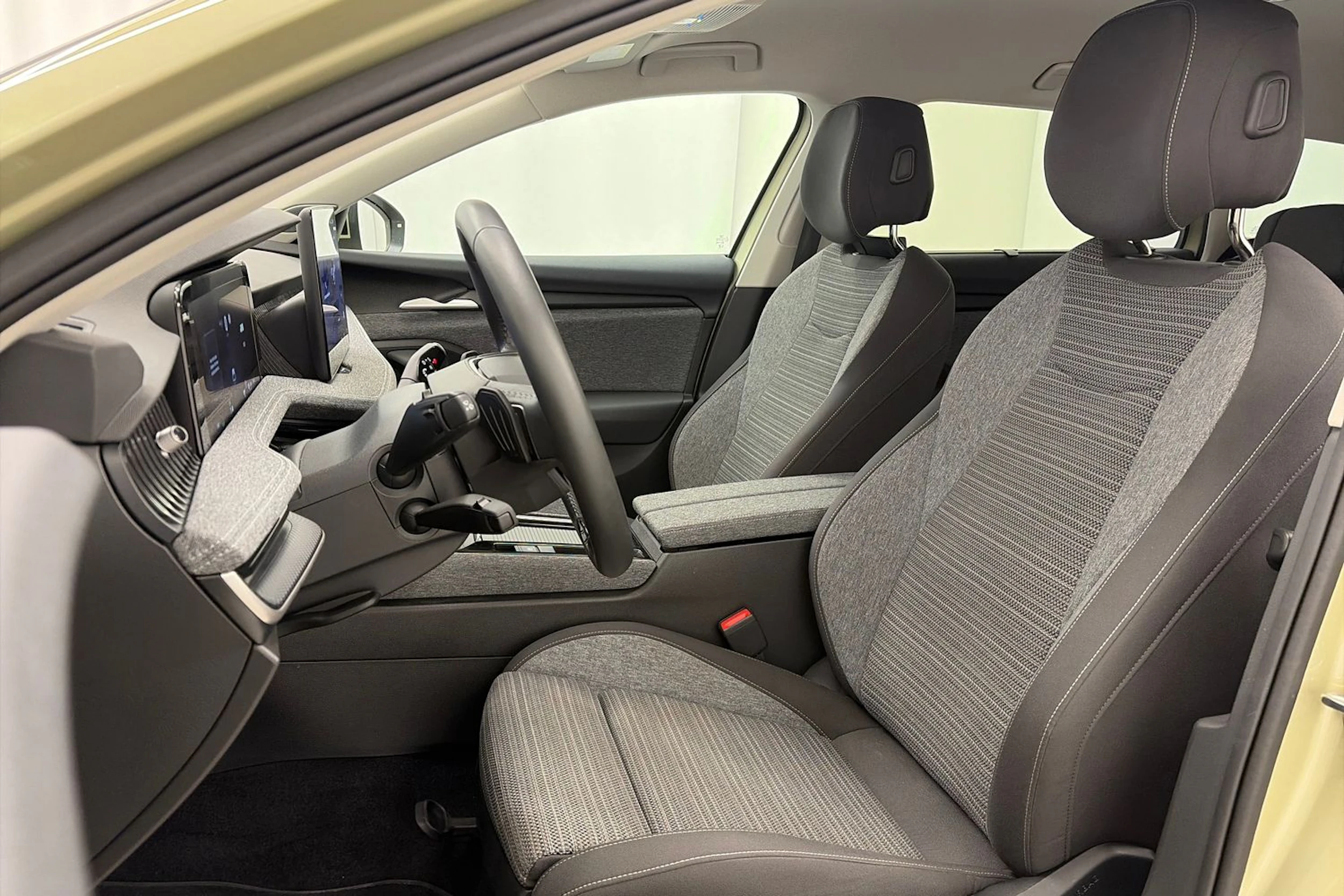beige Skoda Superb 2025 kuva 14.