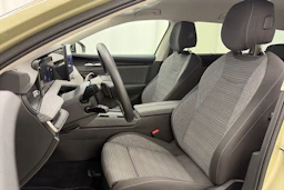 beige Skoda Superb 2025 kuva 14.