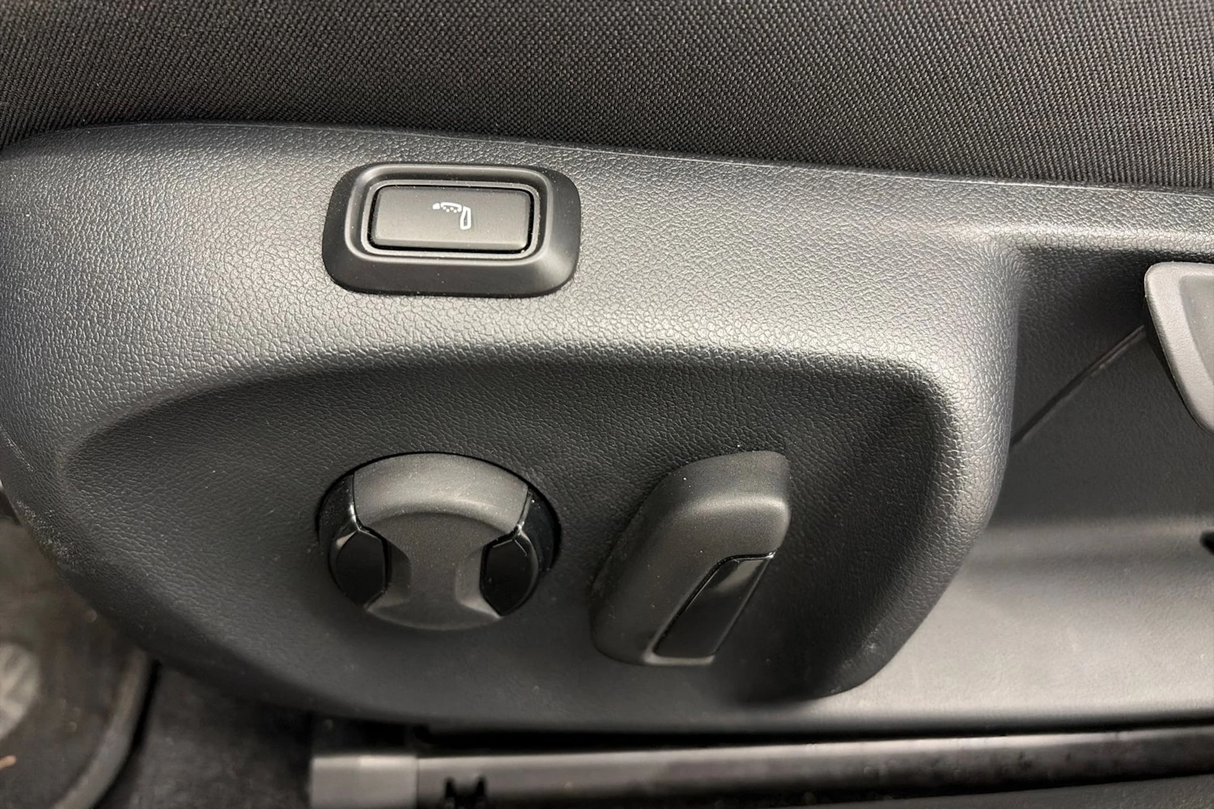 beige Skoda Superb 2025 kuva 15.