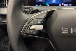 beige Skoda Superb 2025 kuva 18.