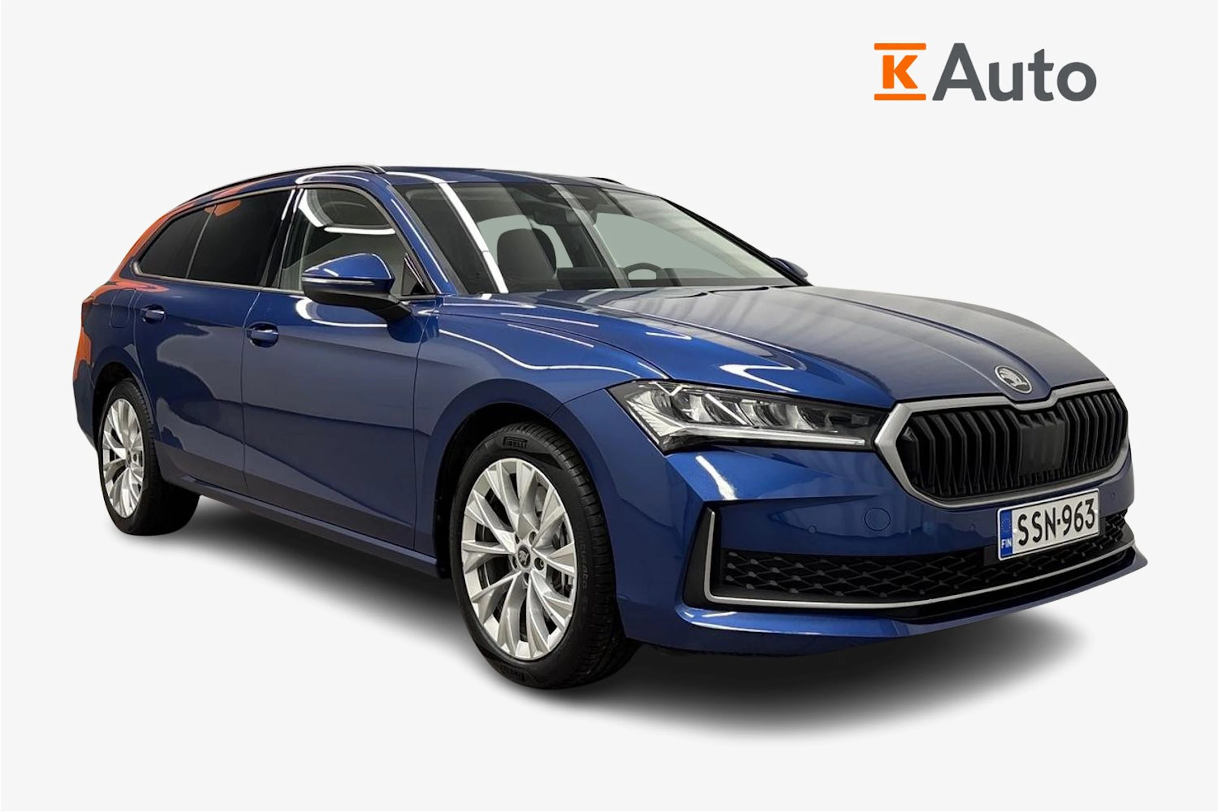 sininen Skoda Superb 2025 kuva 1.