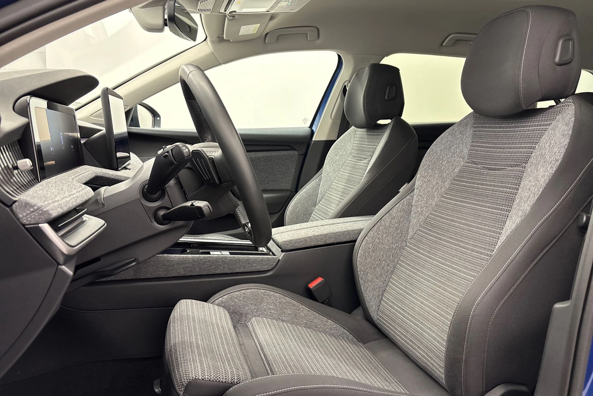 sininen Skoda Superb 2025 kuva 21.