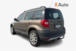 ruskea (beige) Skoda Yeti 2009 kuva 2.