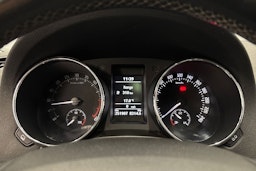 ruskea (beige) Skoda Yeti 2009 kuva 18.