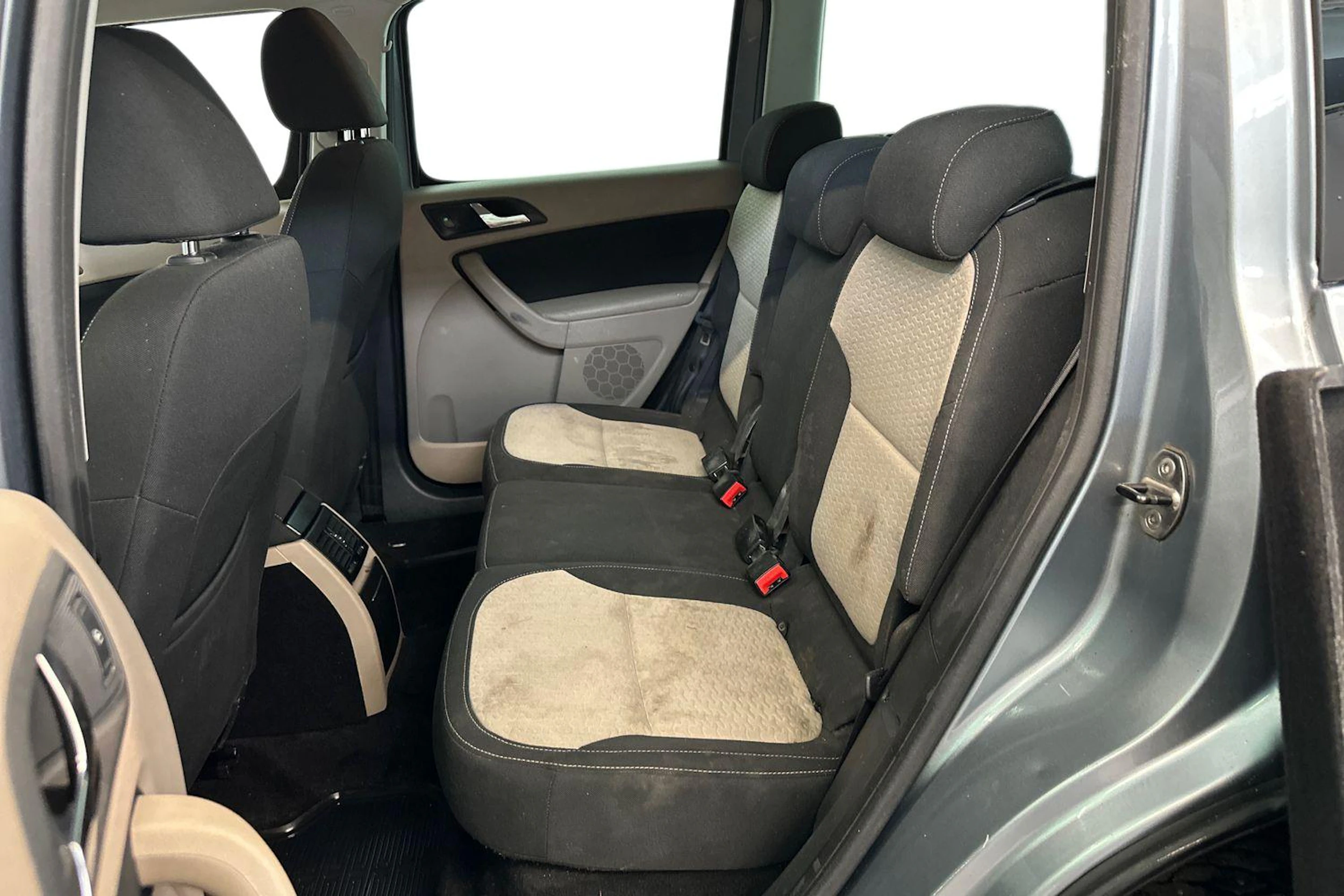 harmaa Skoda Yeti 2010 kuva 8.