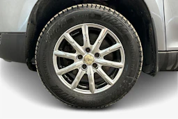 harmaa Skoda Yeti 2010 kuva 9.