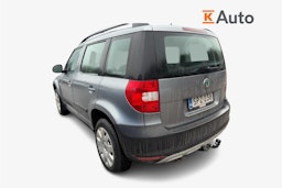harmaa Skoda Yeti 2010 kuva 2.