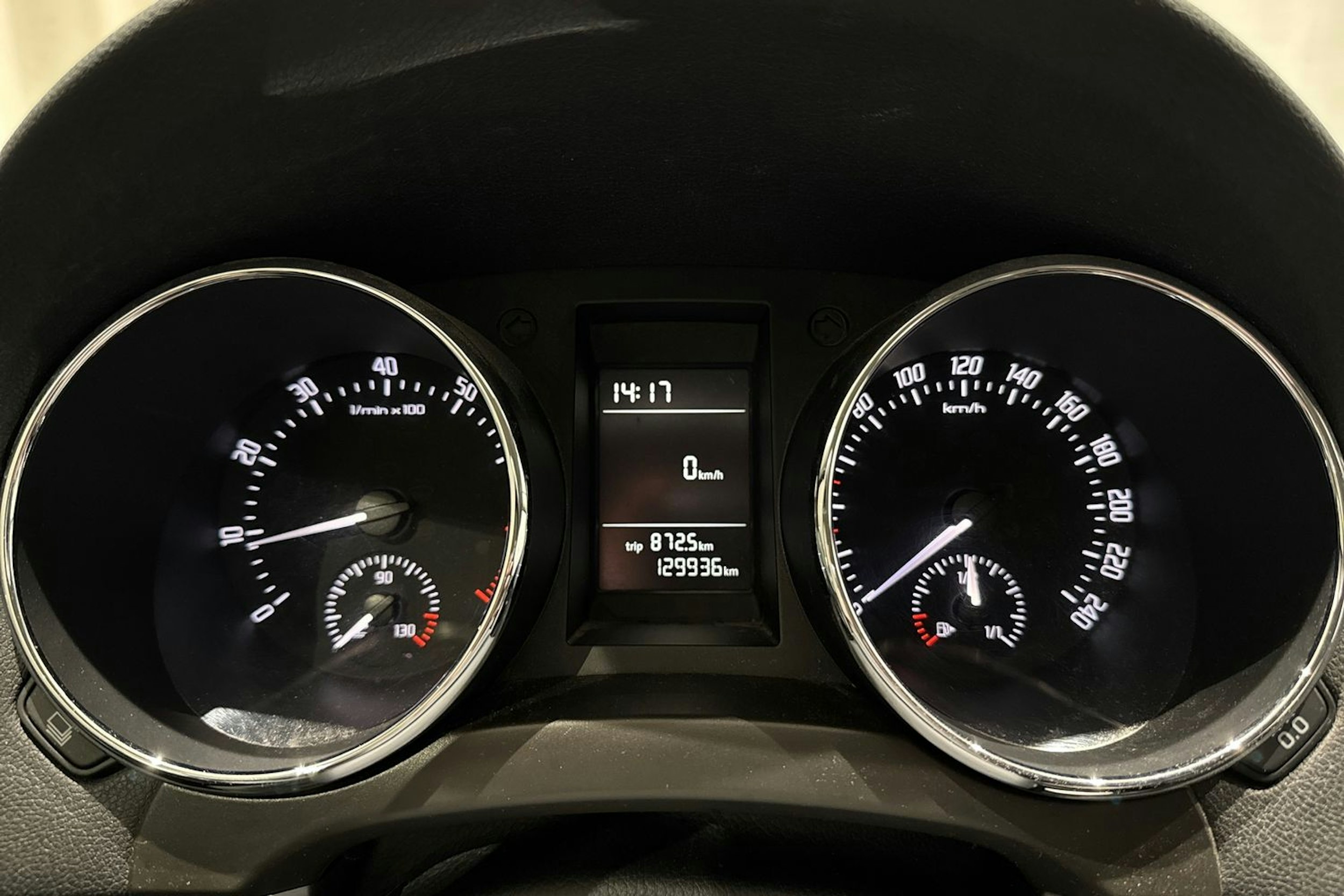 harmaa Skoda Yeti 2010 kuva 16.