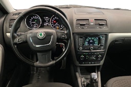 ruskea (beige) Skoda Yeti 2010 kuva 9.