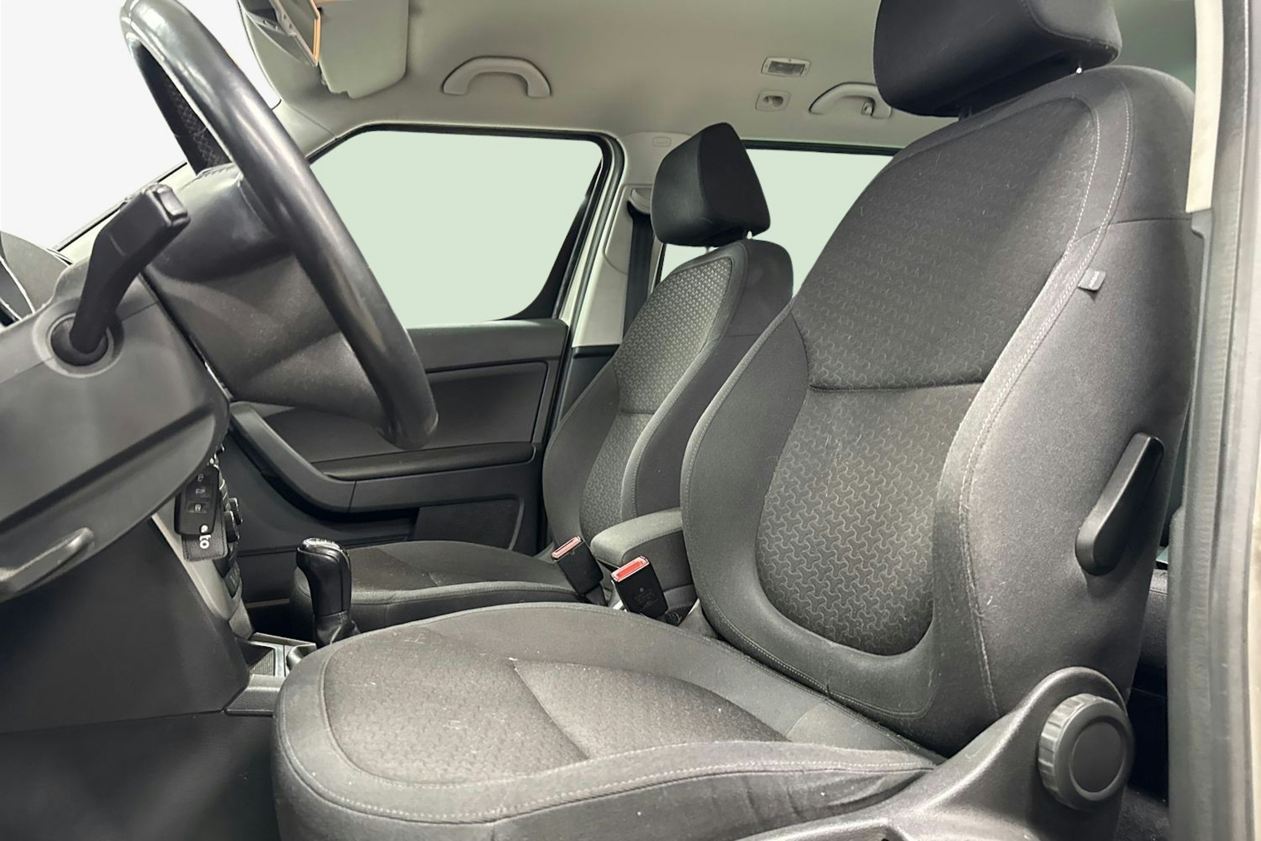 Ruskea (beige) Skoda Yeti 2011 kuva 9.