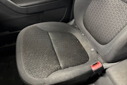Ruskea (beige) Skoda Yeti 2011 kuva 16.