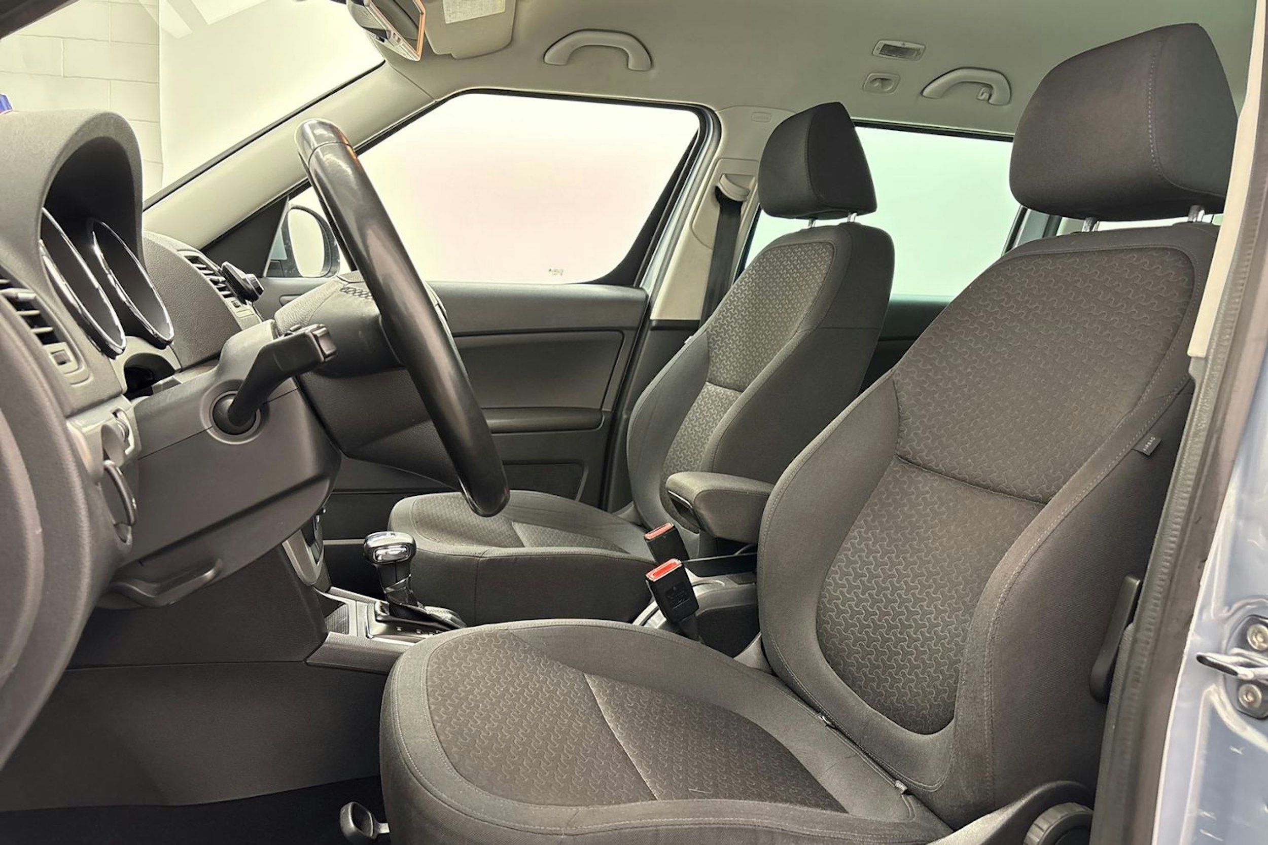 Sininen Skoda Yeti 2011 kuva 14.