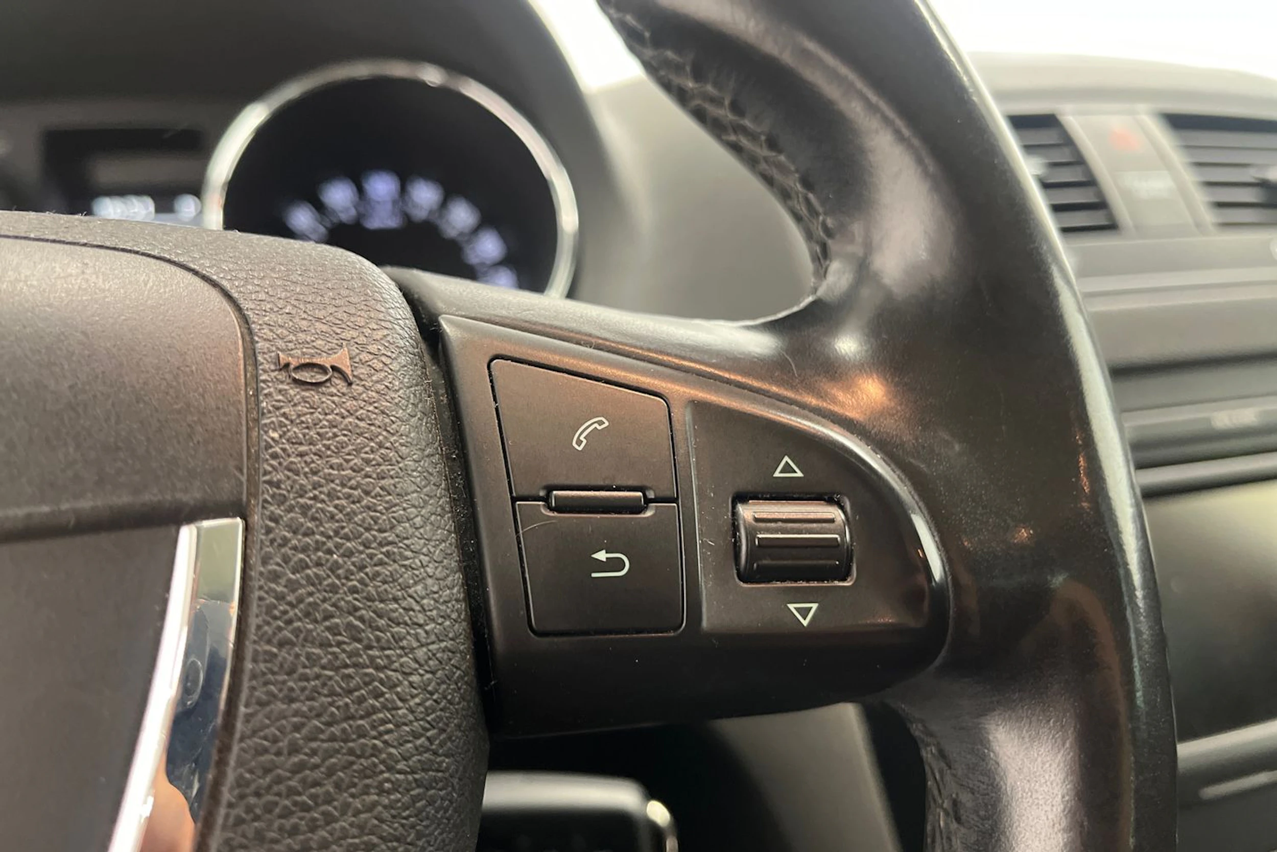 Punainen Skoda Yeti 2011 kuva 15.