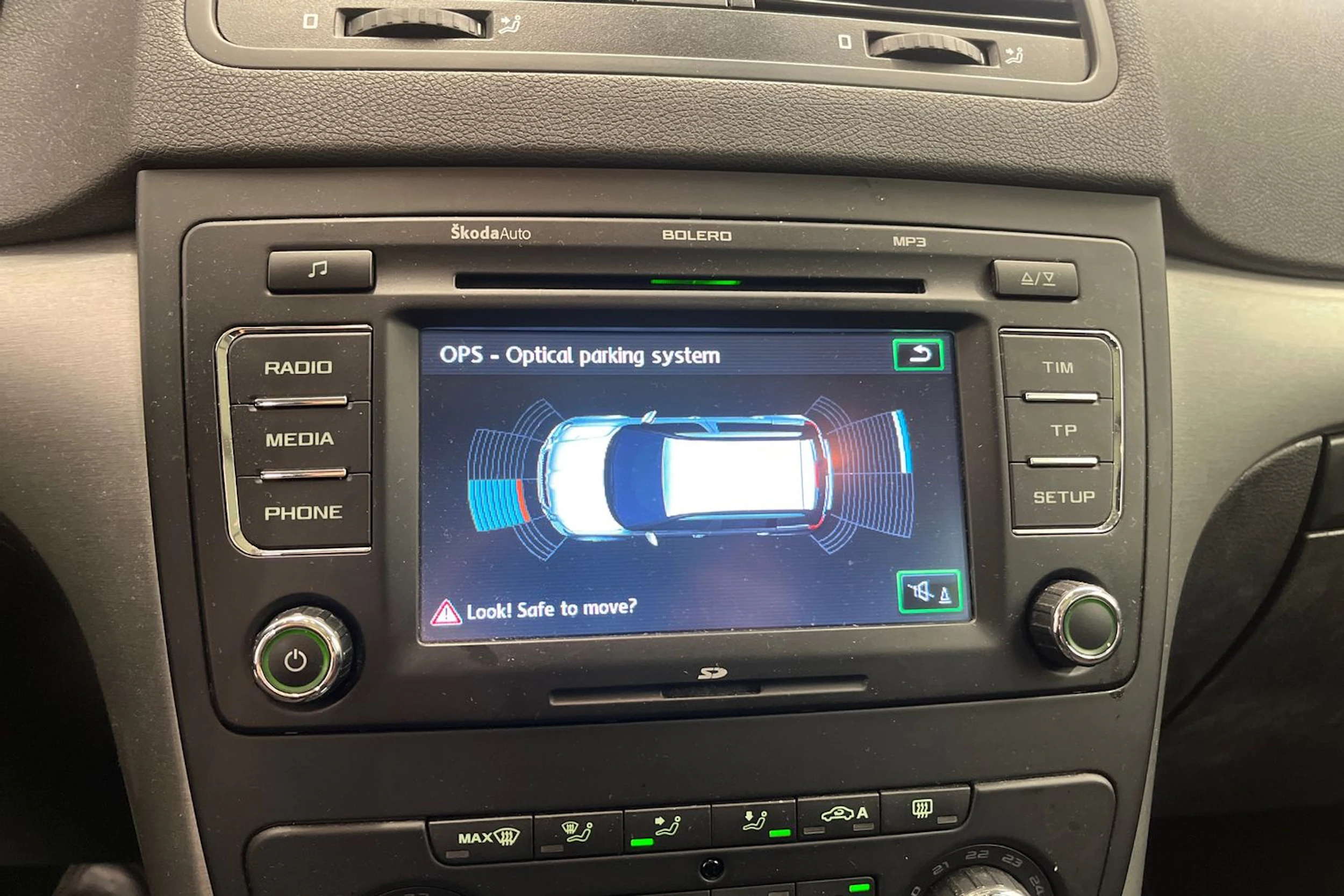 Punainen Skoda Yeti 2011 kuva 16.