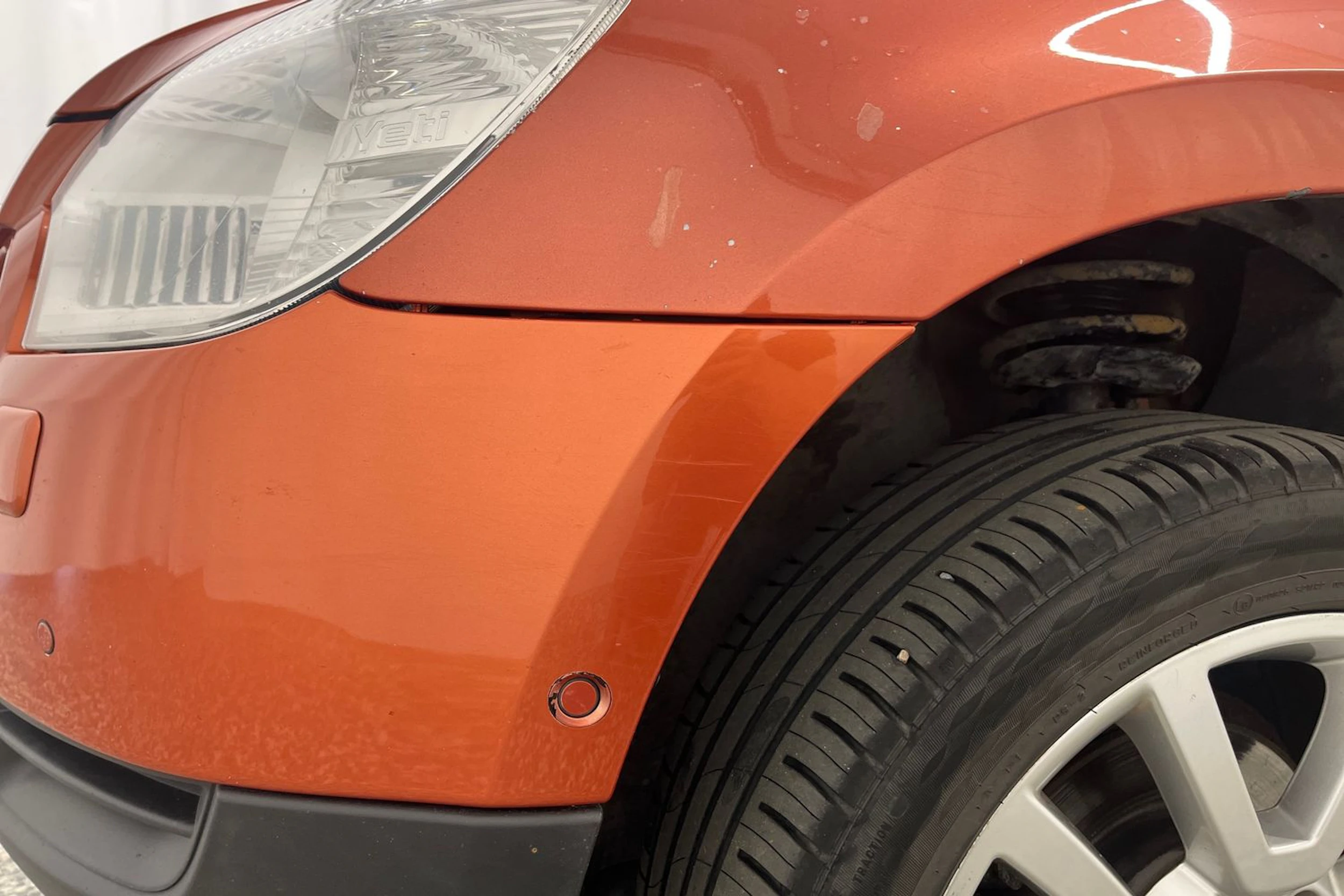 Punainen Skoda Yeti 2011 kuva 21.