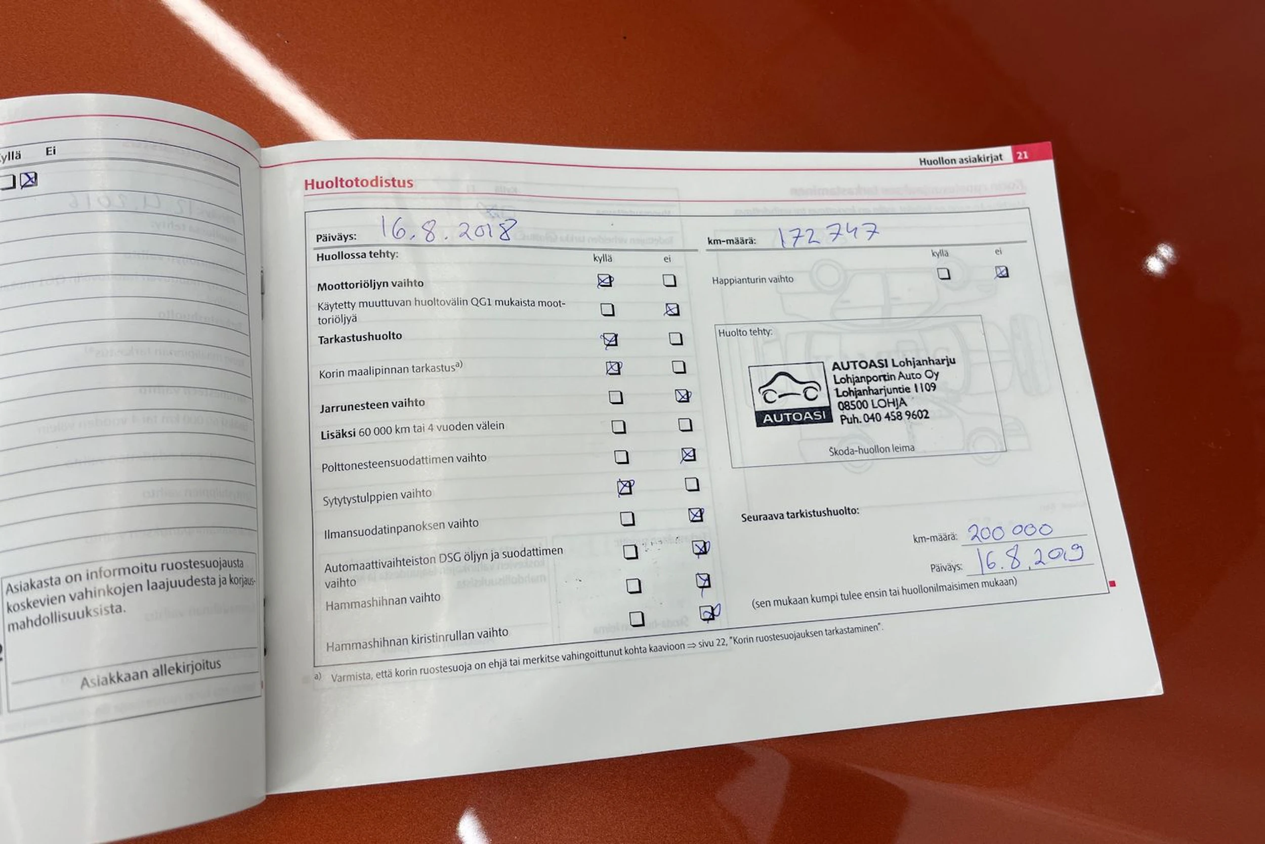 Punainen Skoda Yeti 2011 kuva 37.