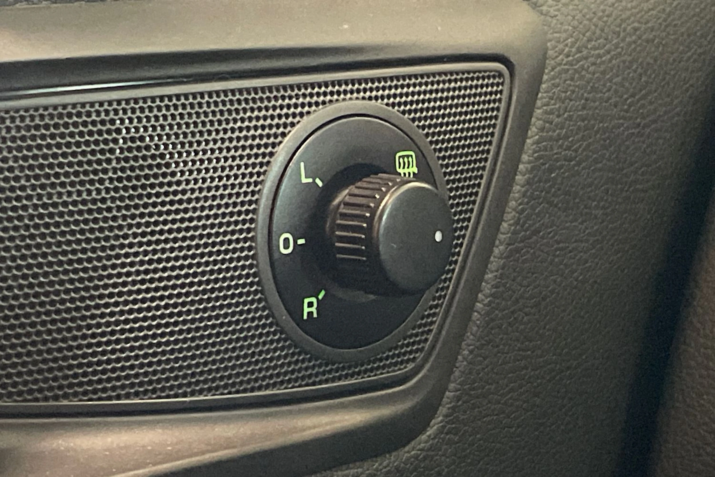 punainen Skoda Yeti 2012 kuva 23.