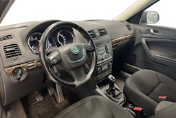 ruskea (beige) Skoda Yeti 2012 kuva 3.