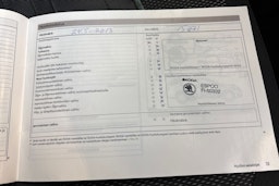 ruskea (beige) Skoda Yeti 2012 kuva 20.