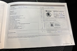 ruskea (beige) Skoda Yeti 2012 kuva 21.