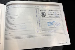 ruskea (beige) Skoda Yeti 2012 kuva 24.