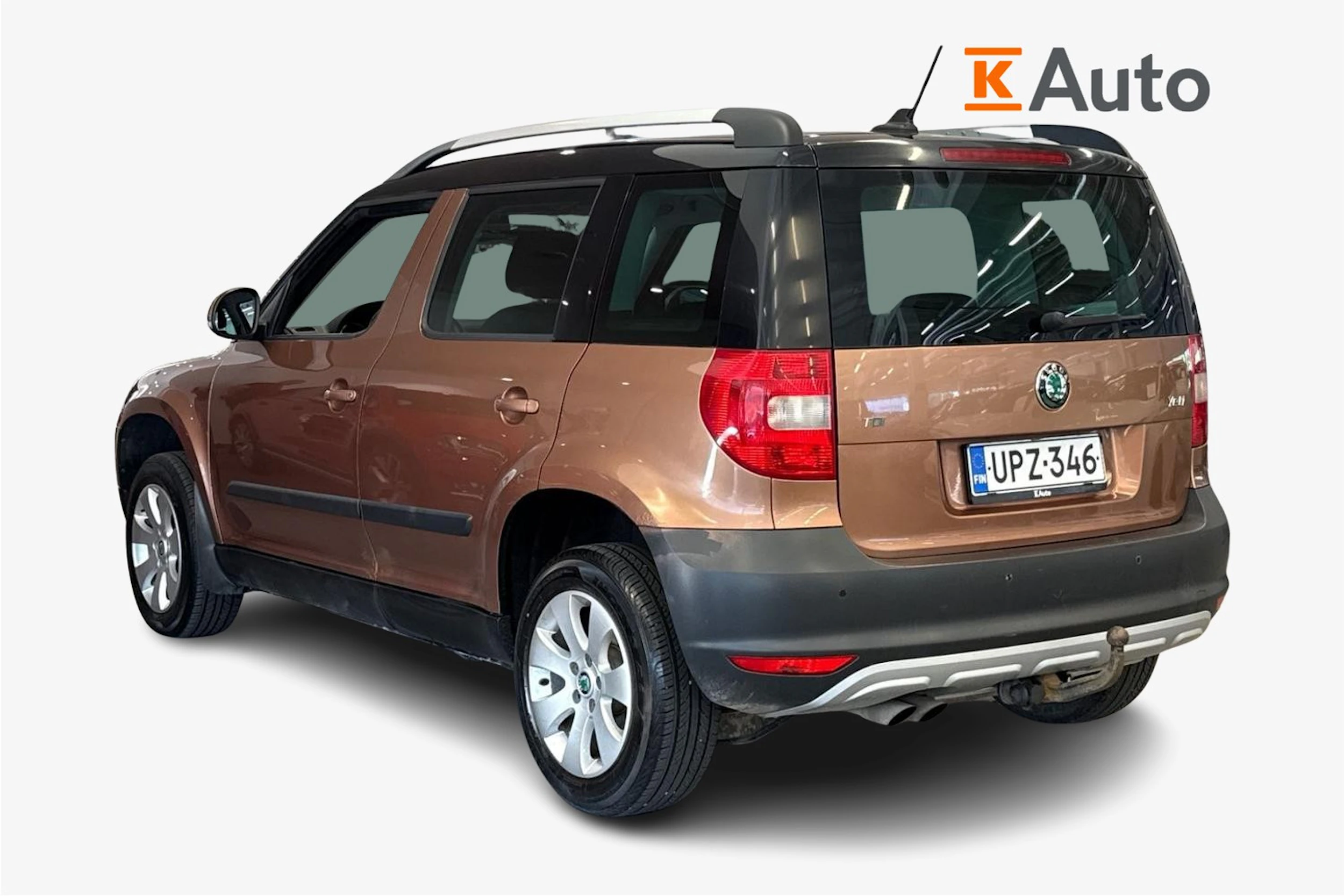 Oranssi Skoda Yeti 2012 kuva 2.
