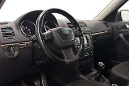 ruskea (beige) Skoda Yeti 2013 kuva 7.