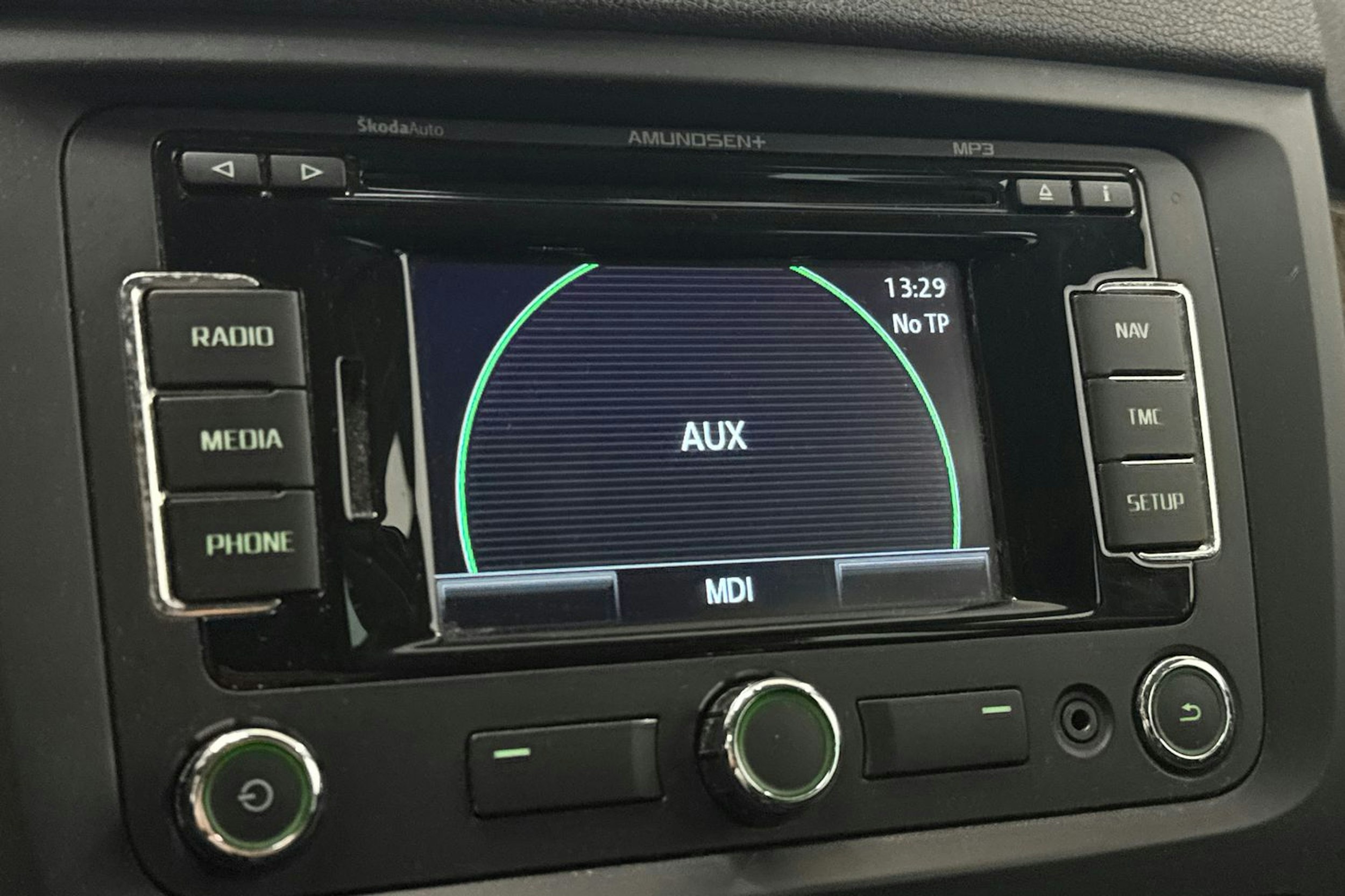 ruskea (beige) Skoda Yeti 2013 kuva 26.