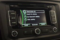 ruskea (beige) Skoda Yeti 2013 kuva 28.