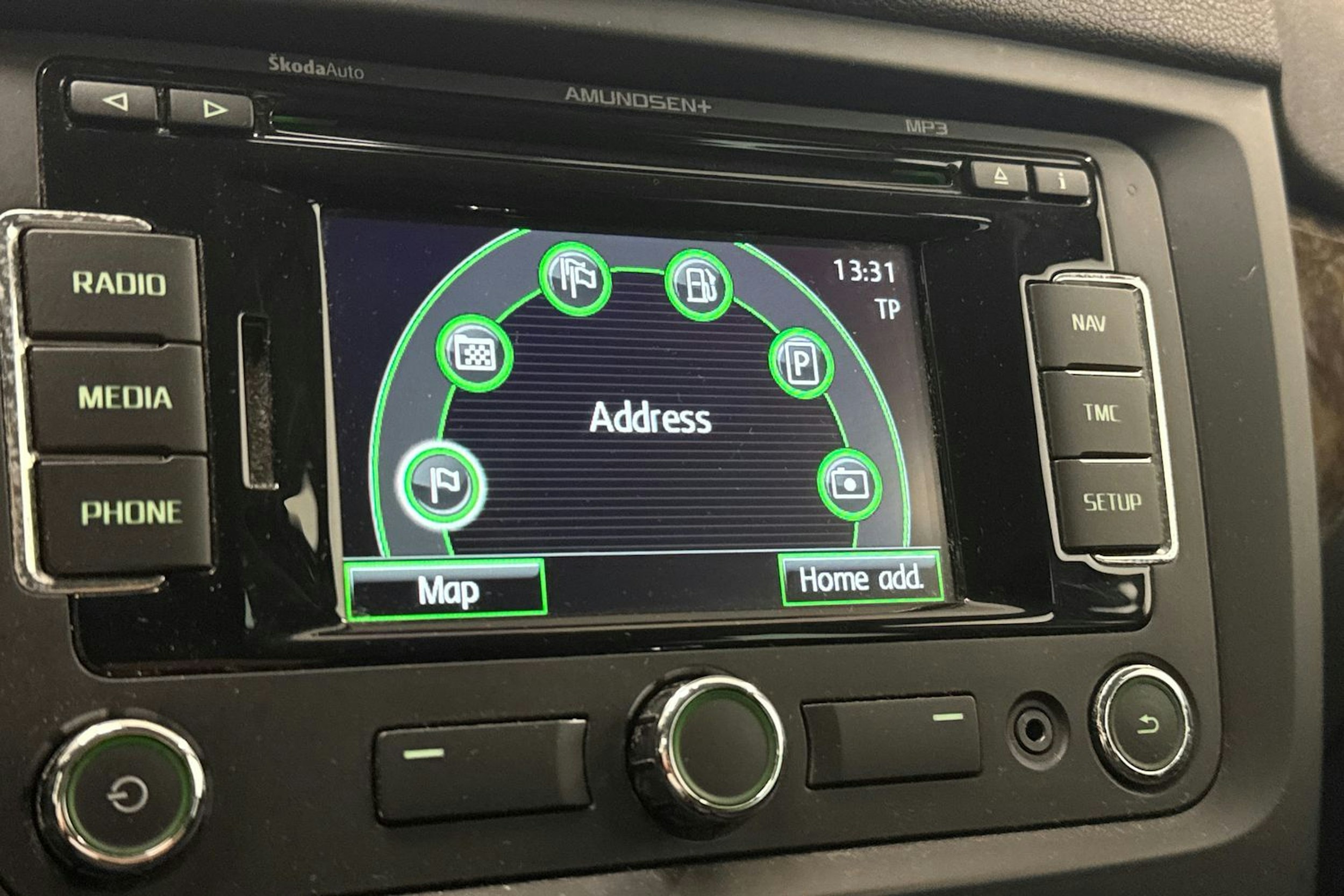 ruskea (beige) Skoda Yeti 2013 kuva 29.