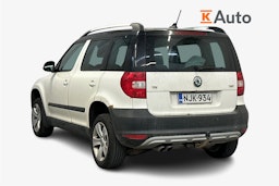 Valkoinen Skoda Yeti 2013 kuva 2.