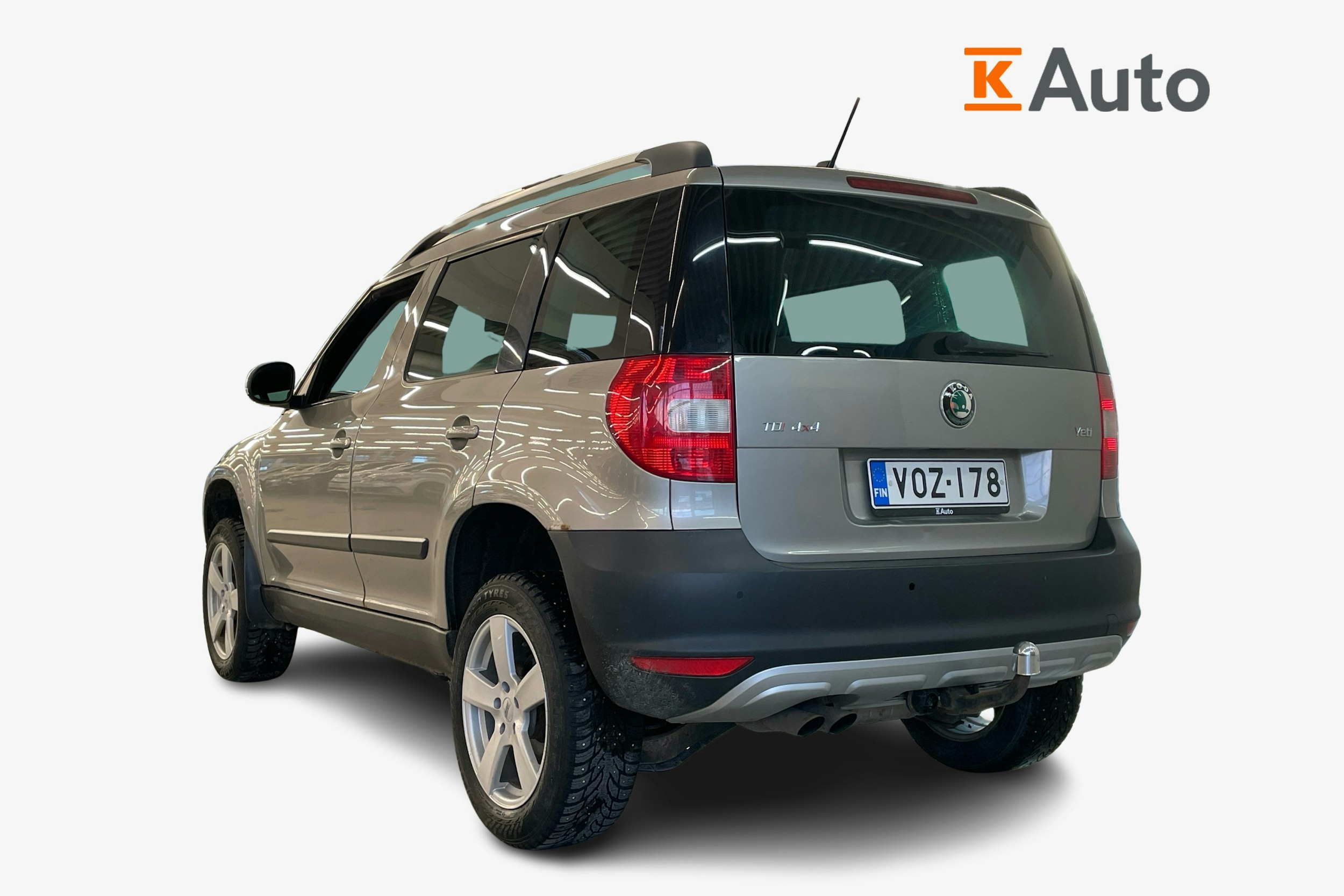 ruskea (beige) Skoda Yeti 2013 kuva 2.