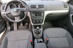 ruskea (beige) Skoda Yeti 2013 kuva 7.