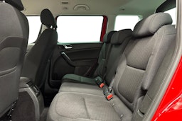 punainen Skoda Yeti 2014 kuva 10.