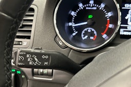 punainen Skoda Yeti 2014 kuva 14.