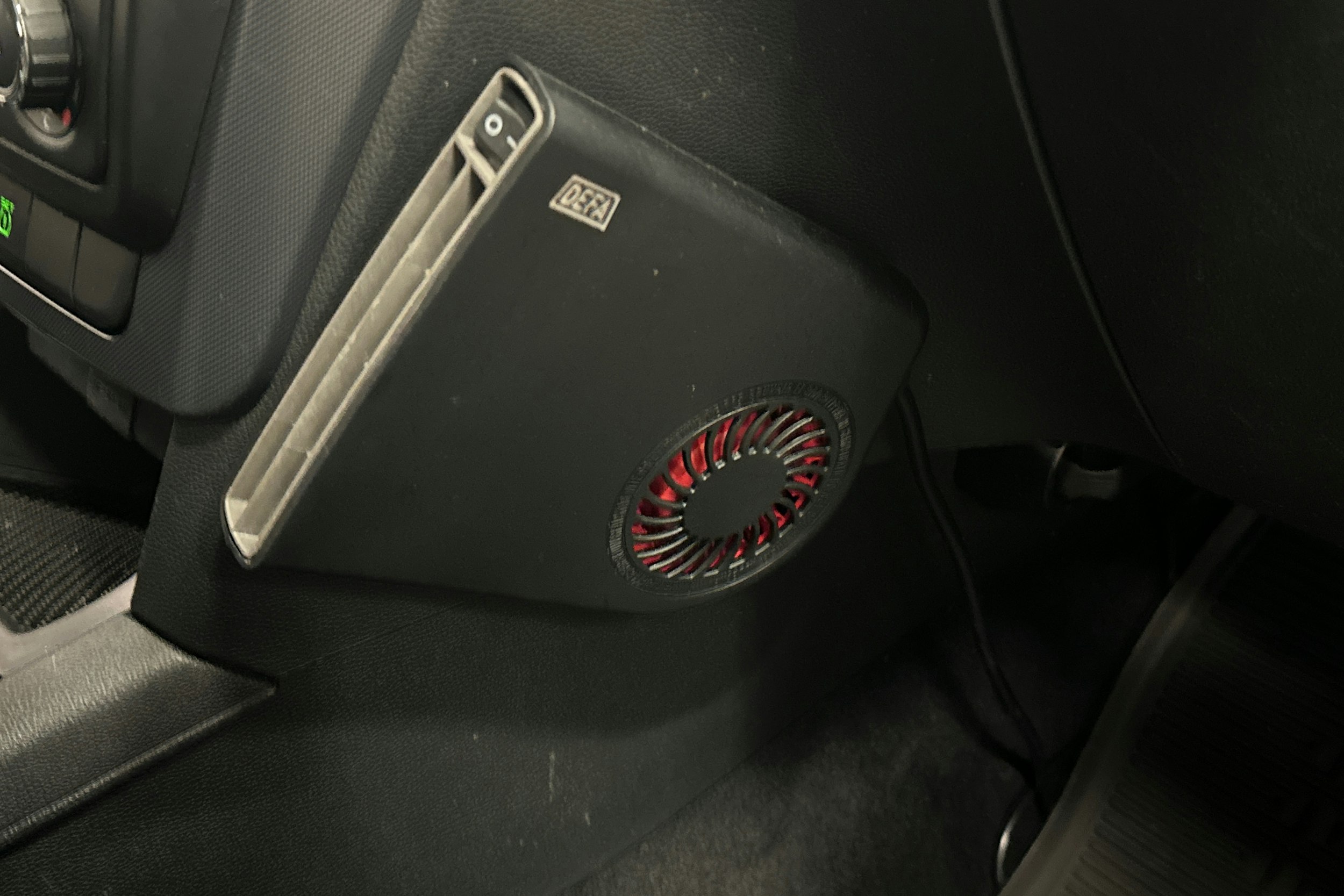 punainen Skoda Yeti 2014 kuva 18.