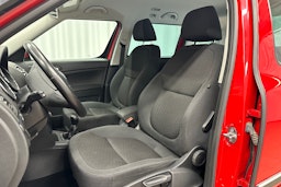 punainen Skoda Yeti 2014 kuva 20.