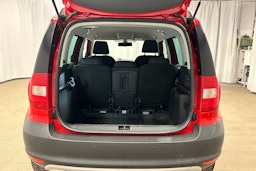 punainen Skoda Yeti 2014 kuva 22.