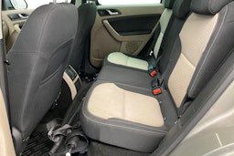 ruskea (beige) Skoda Yeti 2014 kuva 10.