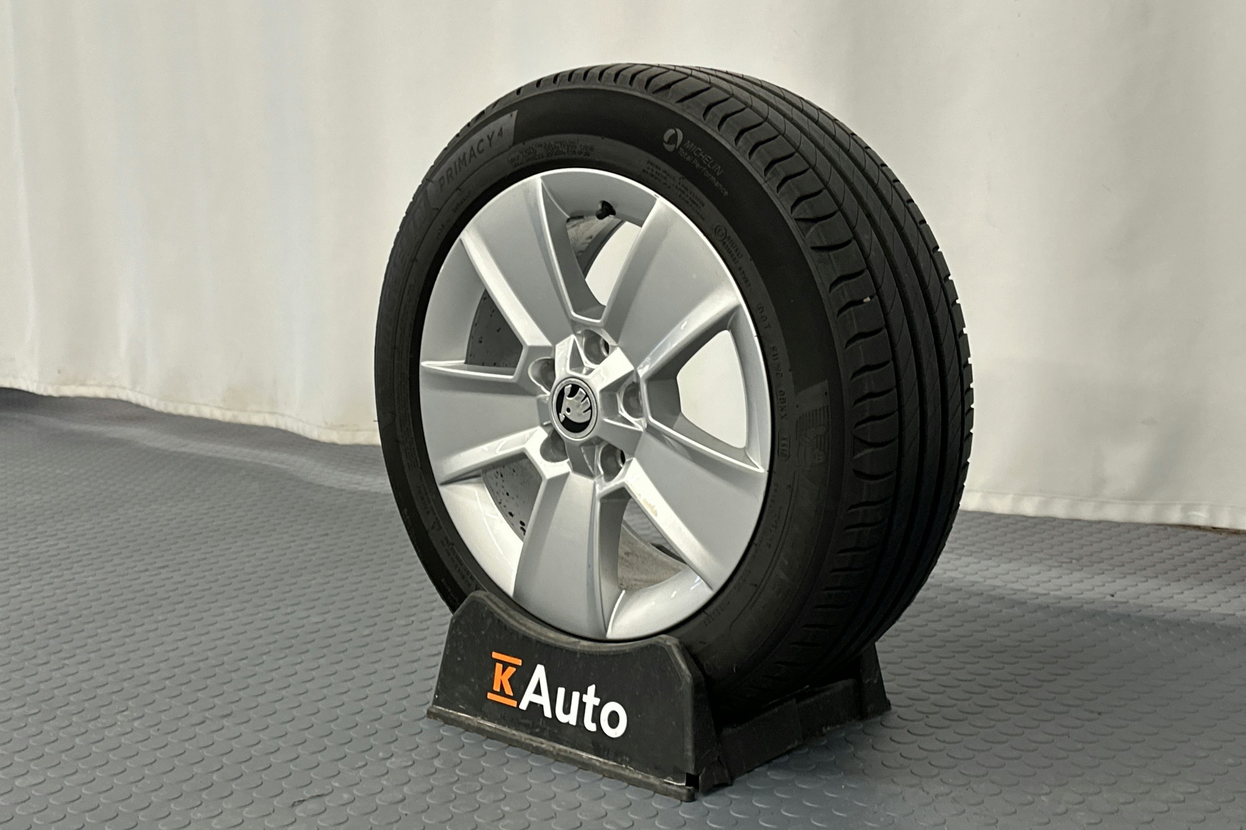 Ruskea (beige) Skoda Yeti 2014 kuva 13.