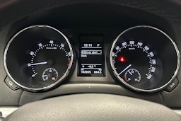 Ruskea (beige) Skoda Yeti 2014 kuva 19.