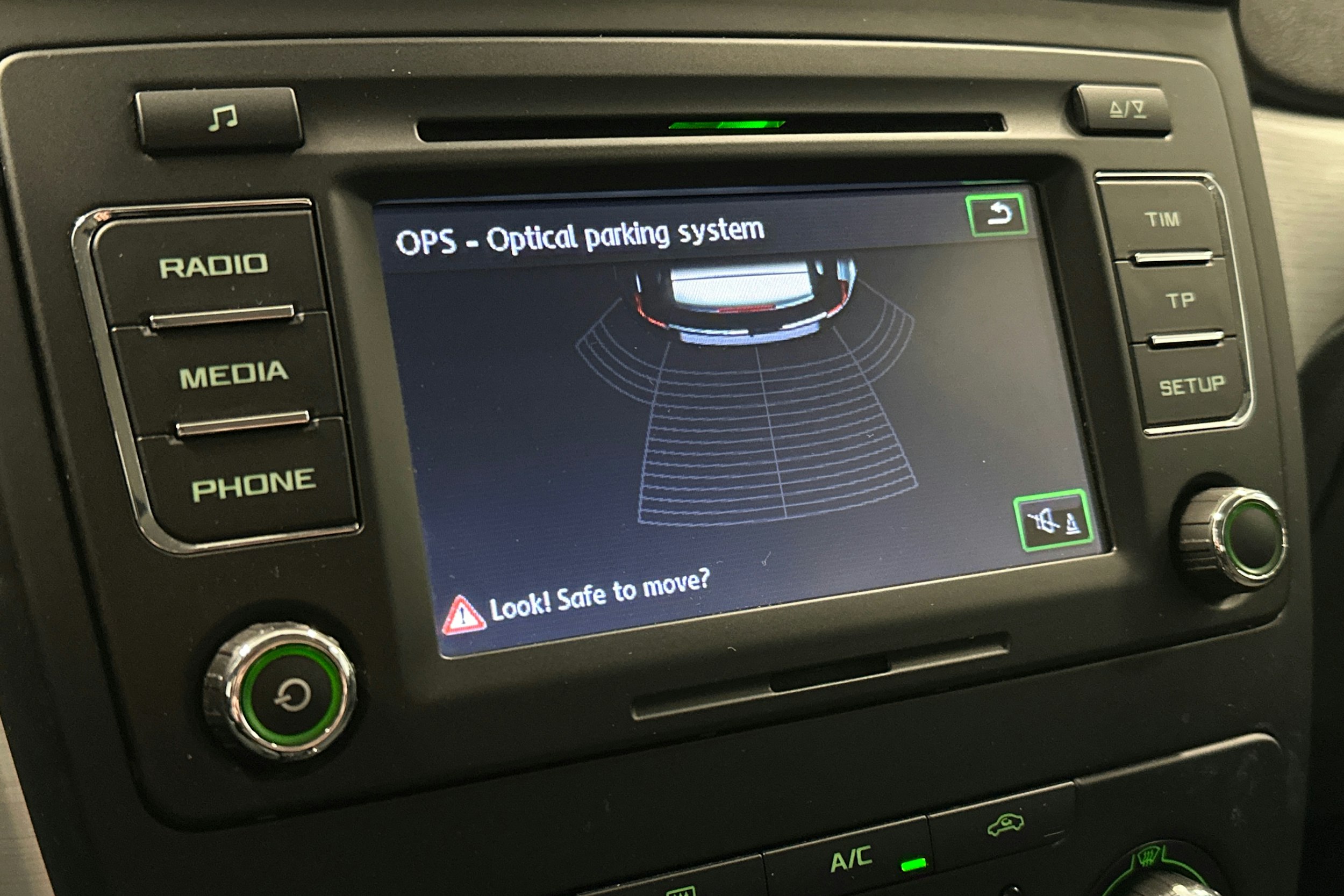 Ruskea (beige) Skoda Yeti 2014 kuva 20.