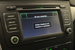 Ruskea (beige) Skoda Yeti 2014 kuva 22.