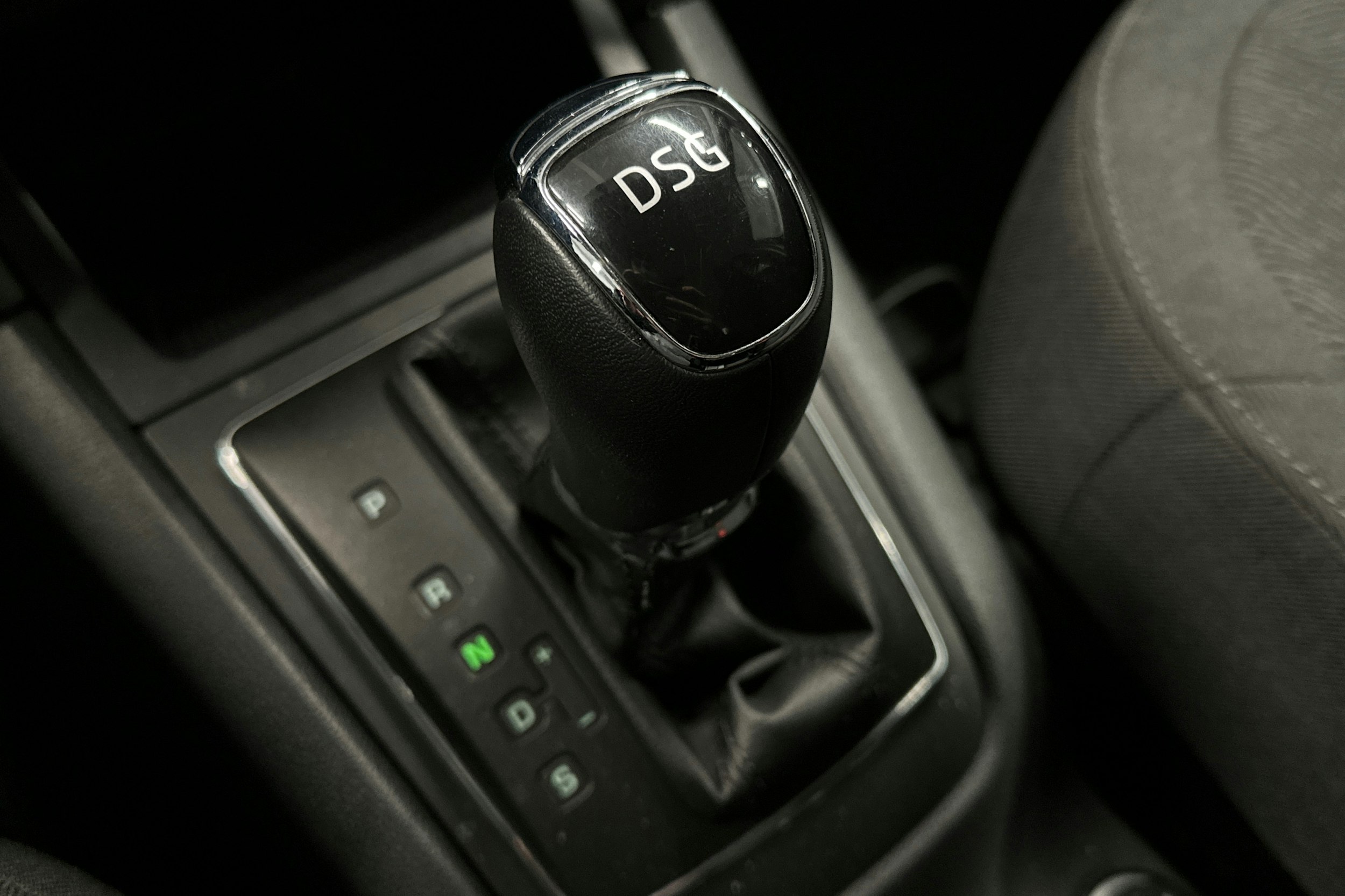 Ruskea (beige) Skoda Yeti 2014 kuva 24.