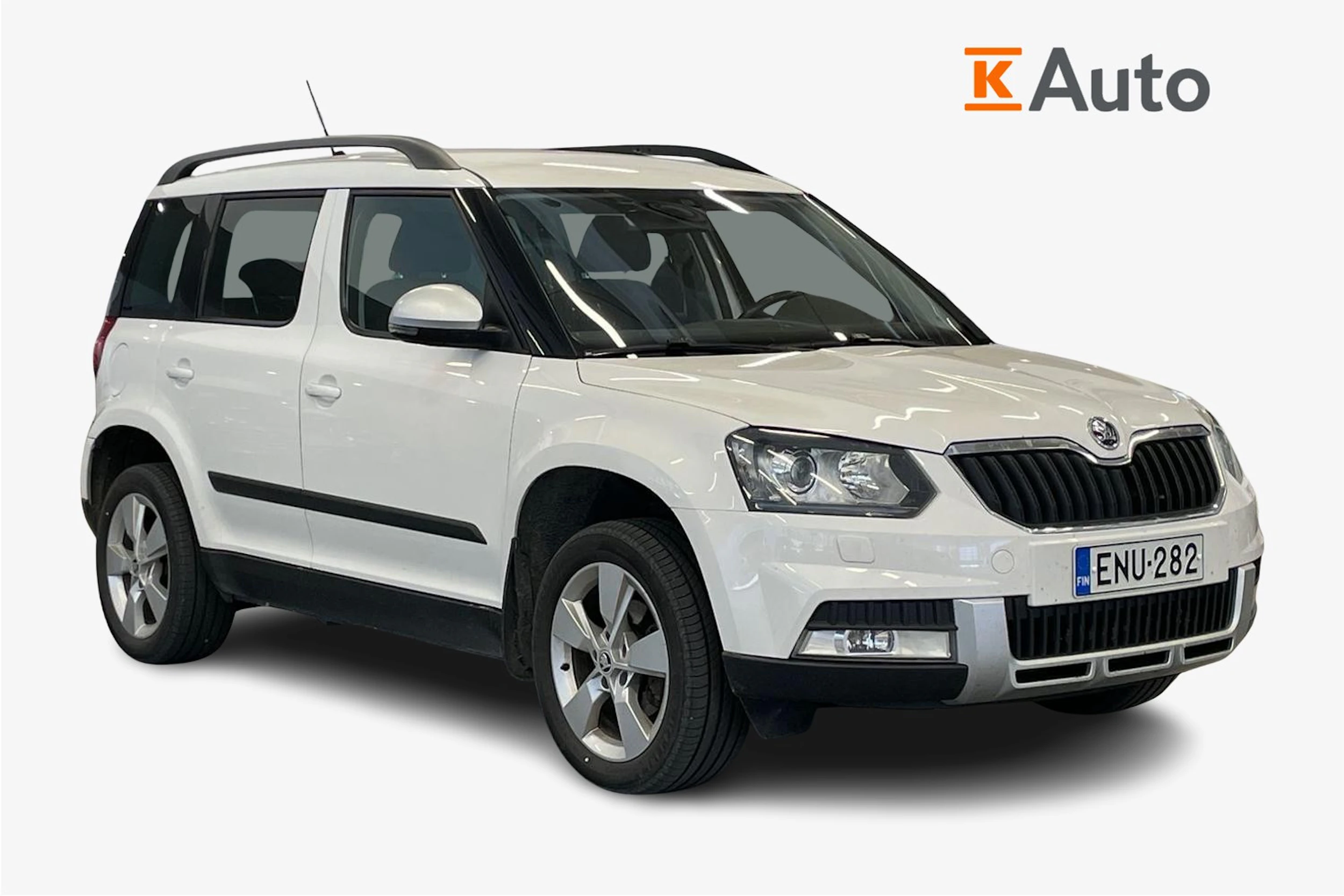 valkoinen Skoda Yeti 2015 kuva 1.