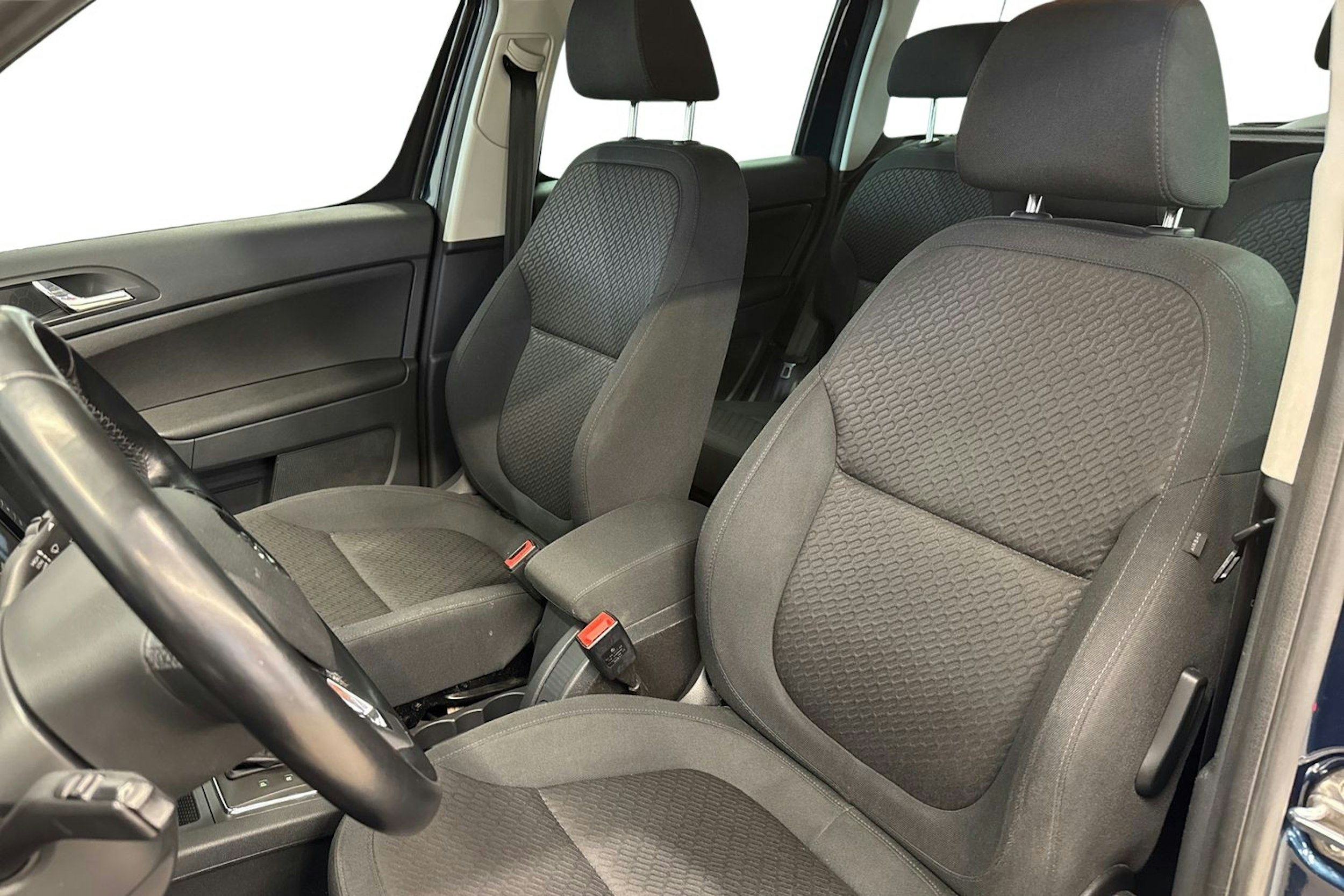 sininen Skoda Yeti 2015 kuva 10.
