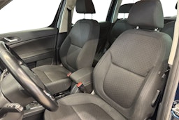 sininen Skoda Yeti 2015 kuva 10.