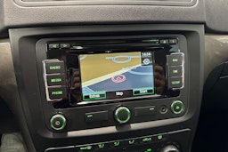 sininen Skoda Yeti 2015 kuva 23.
